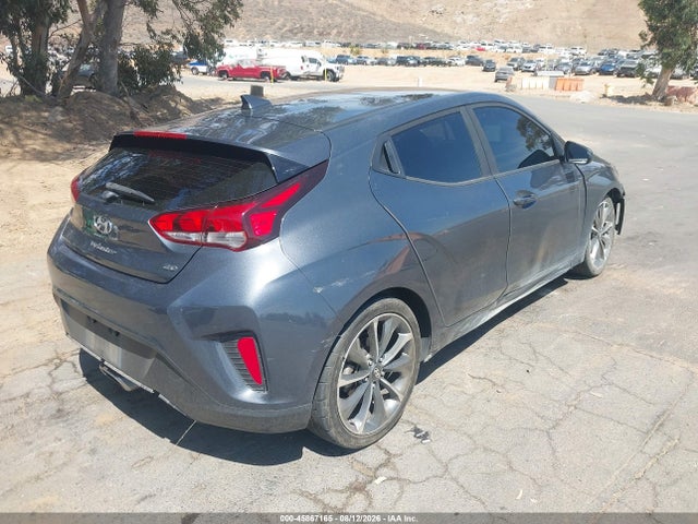 Hyundai Veloster 2.0 Premium 2019 KMHTG6AF7KU012474 Image 4
