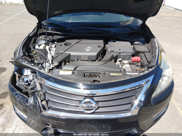 2015 Nissan Altima 2.5/2.5 S/2.5 Sl/2.5 Sv მანქანა იყიდება აუქციონზე, vin: 1N4AL3AP4FN328211, აუქციონის ნომერი: 45867169