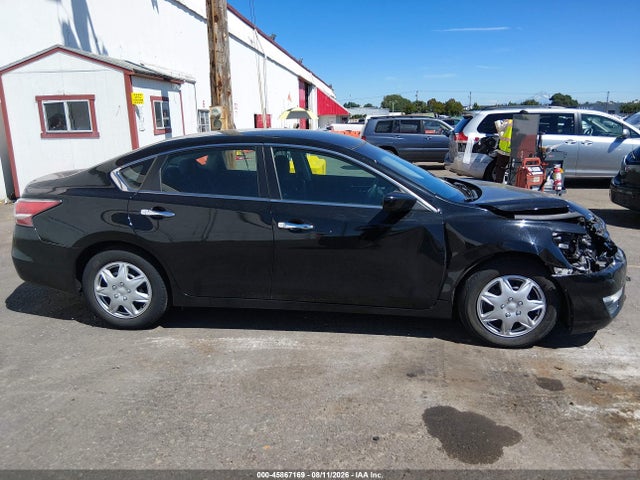 2015 Nissan Altima 2.5/2.5 S/2.5 Sl/2.5 Sv მანქანა იყიდება აუქციონზე, vin: 1N4AL3AP4FN328211, აუქციონის ნომერი: 45867169