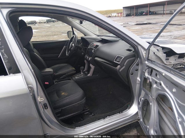 Subaru Forester 2.5i Limited 2017 JF2SJARC0HH575089 Image 5