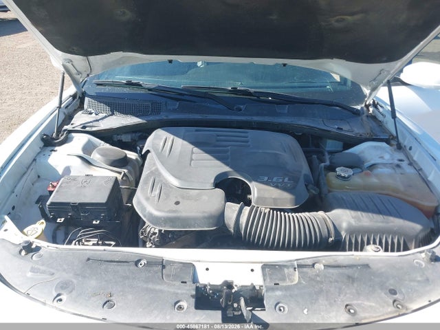 Продаж на аукціоні авто 2018 Dodge Charger Sxt Plus Rwd, vin: 2C3CDXHG3JH228734, номер лоту: 45867181
