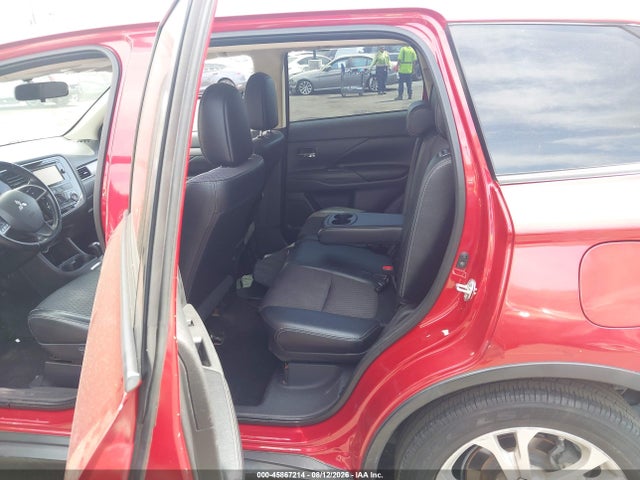 JA4AD3A3XFZ003733 Mitsubishi Outlander Se