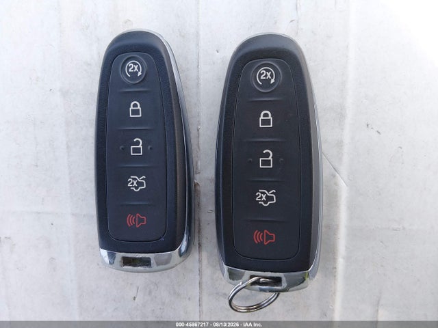 1FMCU9J97GUC17644 Ford Escape Titanium