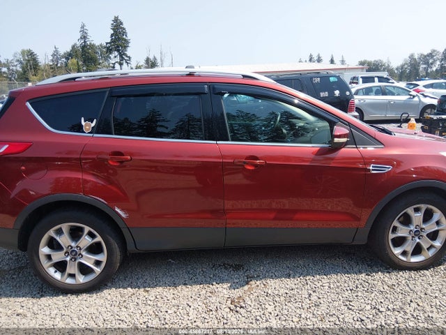 1FMCU9J97GUC17644 Ford Escape Titanium