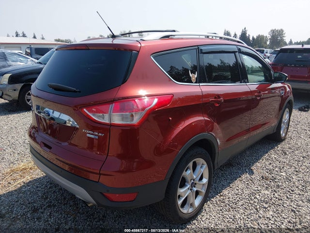 1FMCU9J97GUC17644 Ford Escape Titanium