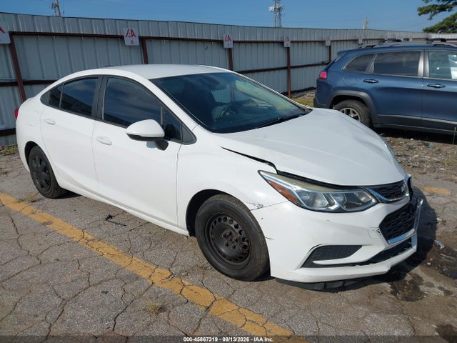 Продажа на аукционе авто 2018 Chevrolet Cruze Ls Auto, vin: 1G1BC5SM0J7180059, номер лота: 45867319