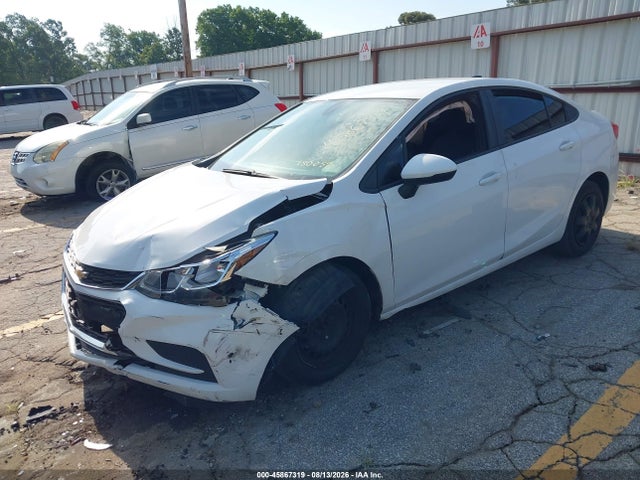 Продажа на аукционе авто 2018 Chevrolet Cruze Ls Auto, vin: 1G1BC5SM0J7180059, номер лота: 45867319