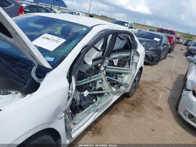 Продажа на аукционе авто 2021 Kia Forte Lxs, vin: 3KPF24AD9ME374875, номер лота: 45867372