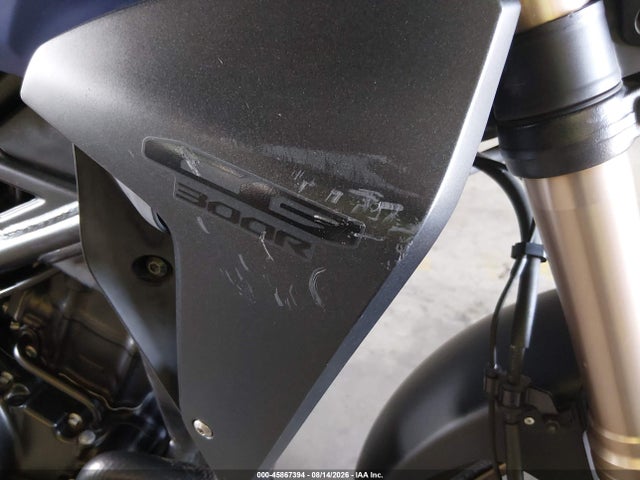 MLHNC555XN5200079 Honda CBF300 NA