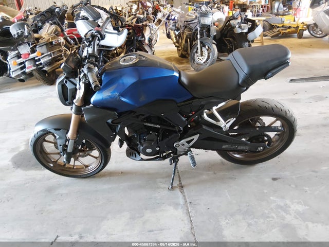 MLHNC555XN5200079 Honda CBF300 NA