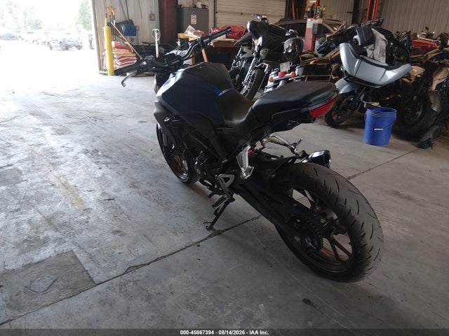MLHNC555XN5200079 Honda CBF300 NA