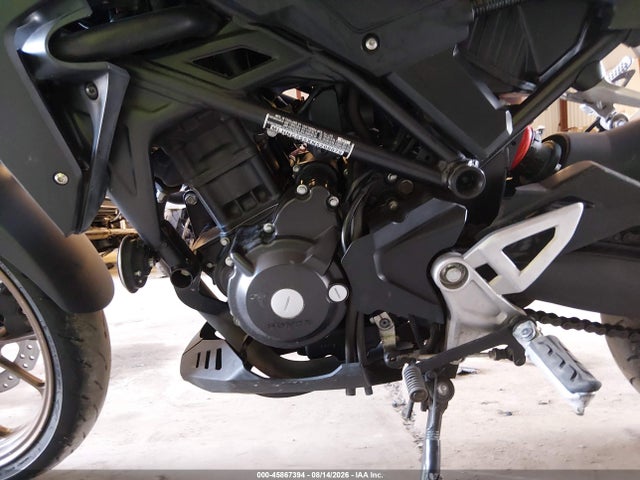 MLHNC555XN5200079 Honda CBF300 NA