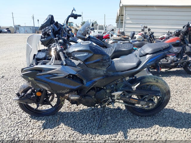 45867413 :رقم المزاد ، ML5EXGJ17SDA63686 vin ، 2025 Kawasaki Ex500 A/b مزاد بيع