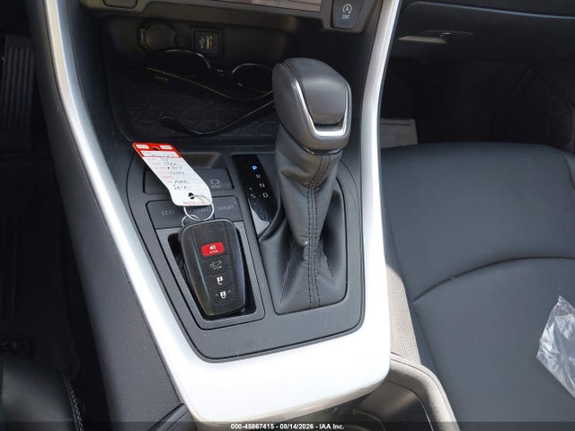 Toyota Rav4 Xle Premium 2024 2T3C1RFV3RW301081 Image 11