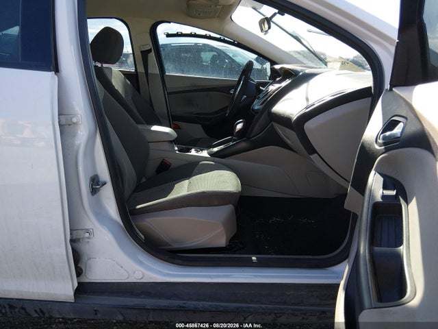 Продаж на аукціоні авто 2014 Ford Focus Se, vin: 1FADP3F25EL247209, номер лоту: 45867426