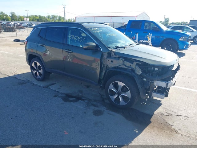 Jeep New Compass Latitude 4x4 2017 3C4NJDBB9HT656589 Image 1