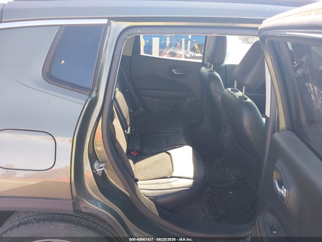 Jeep New Compass Latitude 4x4 2017 3C4NJDBB9HT656589 Image 8