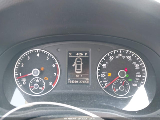 2013 Volkswagen Passat 2.5l Se მანქანა იყიდება აუქციონზე, vin: 1VWBP7A30DC117715, აუქციონის ნომერი: 45867445