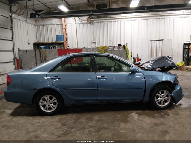 Продажа на аукционе авто 2002 Toyota Camry Le, vin: 4T1BE32K52U613474, номер лота: 45867461