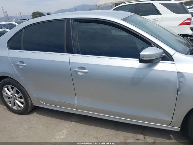 2013 Volkswagen Jetta 2.5l Se მანქანა იყიდება აუქციონზე, vin: 3VWDP7AJ7DM456106, აუქციონის ნომერი: 45867507