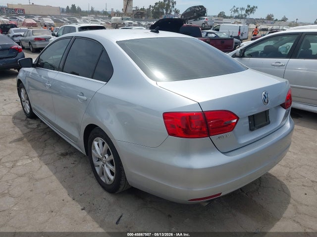 2013 Volkswagen Jetta 2.5l Se მანქანა იყიდება აუქციონზე, vin: 3VWDP7AJ7DM456106, აუქციონის ნომერი: 45867507