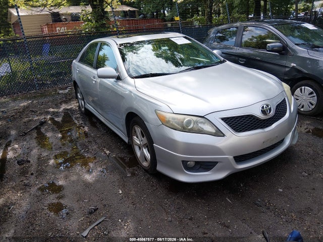 45867577 :رقم المزاد ، 4T1BF3EK6BU642460 vin ، 2011 Toyota Camry Se مزاد بيع