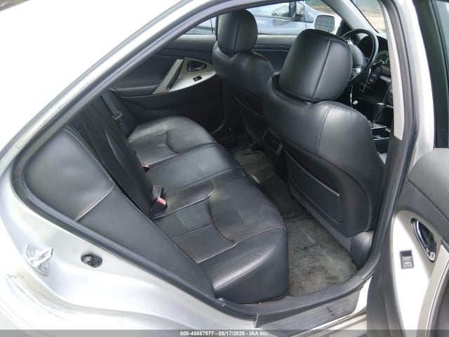 45867577 :رقم المزاد ، 4T1BF3EK6BU642460 vin ، 2011 Toyota Camry Se مزاد بيع