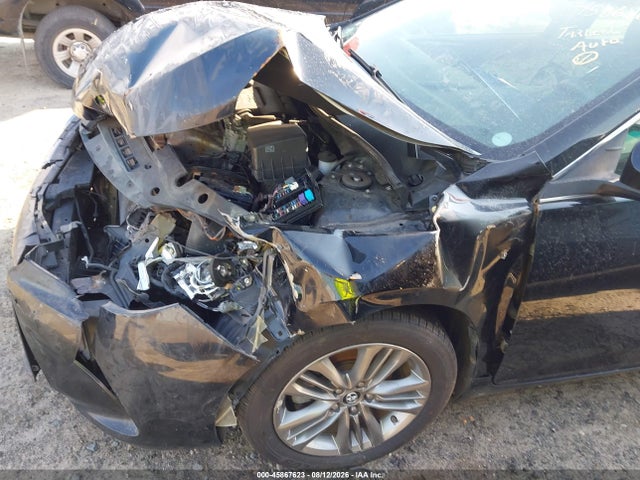 45867623 :رقم المزاد ، 4T1BF1FK5HU311395 vin ، 2017 Toyota Camry Se مزاد بيع