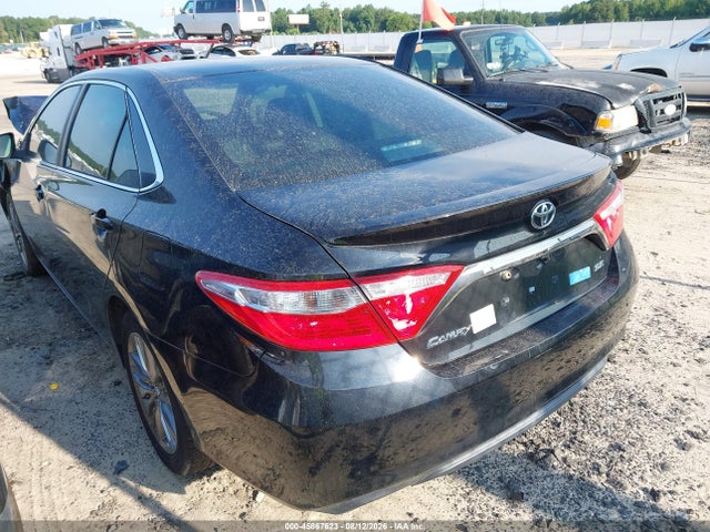 45867623 :رقم المزاد ، 4T1BF1FK5HU311395 vin ، 2017 Toyota Camry Se مزاد بيع