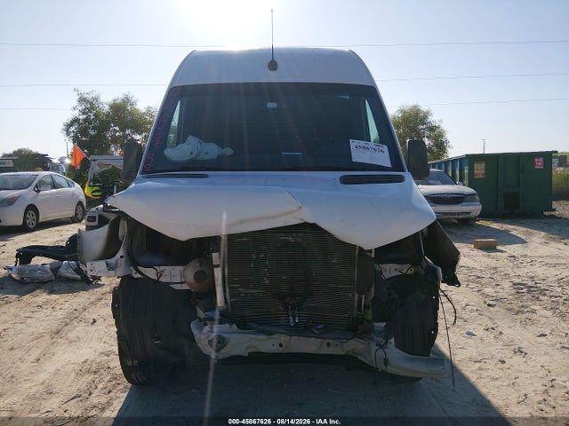 45867626 :رقم المزاد ، W1W40CHY6MT051993 vin ، 2021 Mercedes-benz Sprinter 2500 High Roof I4 مزاد بيع