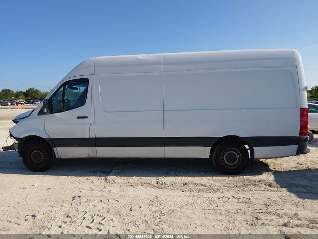 45867626 :رقم المزاد ، W1W40CHY6MT051993 vin ، 2021 Mercedes-benz Sprinter 2500 High Roof I4 مزاد بيع