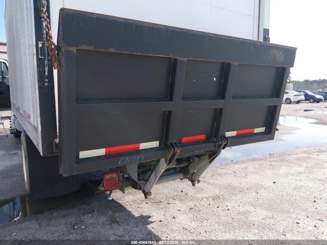 45867643 :رقم المزاد ، 1HTJTSKM4FH676889 vin ، 2015 International 4000 4300 مزاد بيع