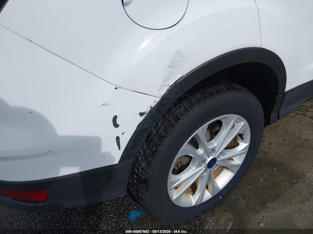 Продажа на аукционе авто 2018 Ford Escape Se, vin: 1FMCU9GDXJUD08703, номер лота: 45867662