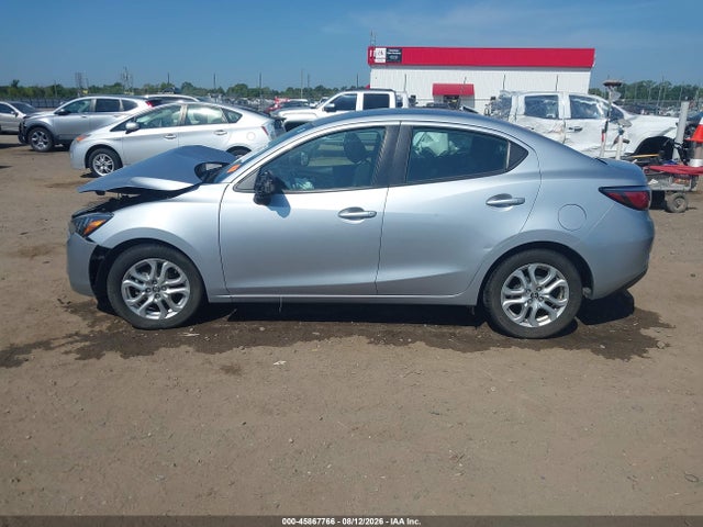 2017 Toyota Yaris Ia მანქანა იყიდება აუქციონზე, vin: 3MYDLBYV6HY153036, აუქციონის ნომერი: 45867766