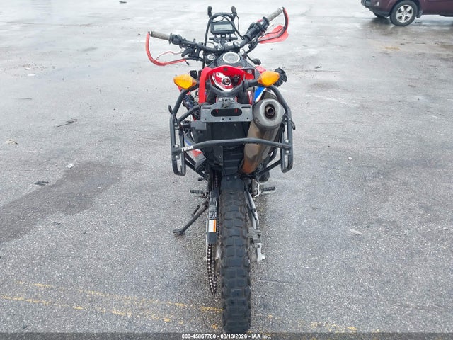 MLHND1603M5001253 Honda Crf300 Lr
