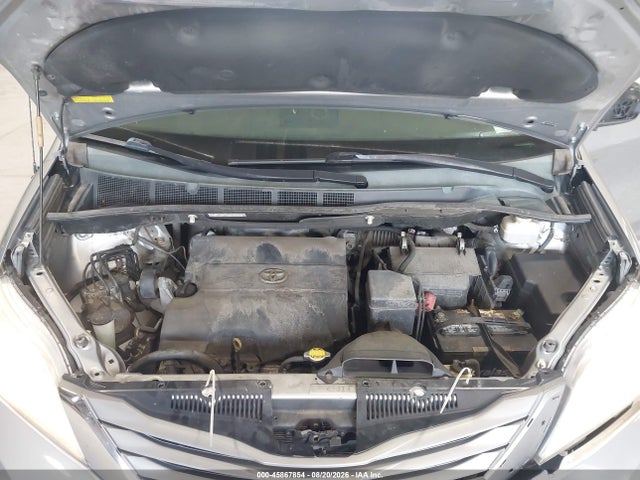 Продаж на аукціоні авто 2013 Toyota Sienna Xle V6 8 Passenger, vin: 5TDYK3DC5DS388669, номер лоту: 45867854