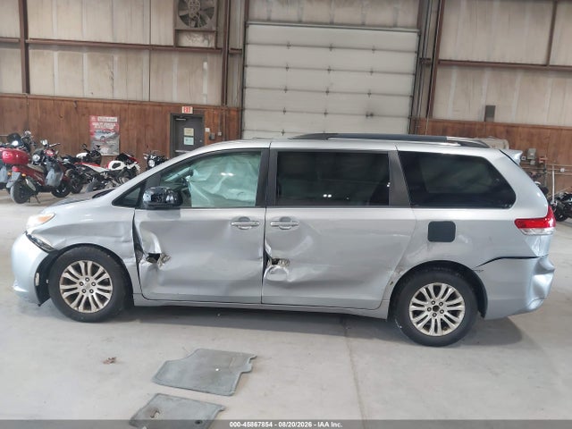 Продаж на аукціоні авто 2013 Toyota Sienna Xle V6 8 Passenger, vin: 5TDYK3DC5DS388669, номер лоту: 45867854