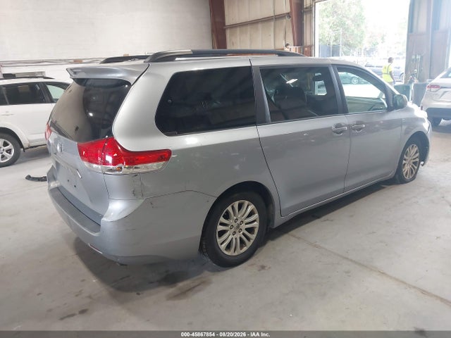 Продаж на аукціоні авто 2013 Toyota Sienna Xle V6 8 Passenger, vin: 5TDYK3DC5DS388669, номер лоту: 45867854