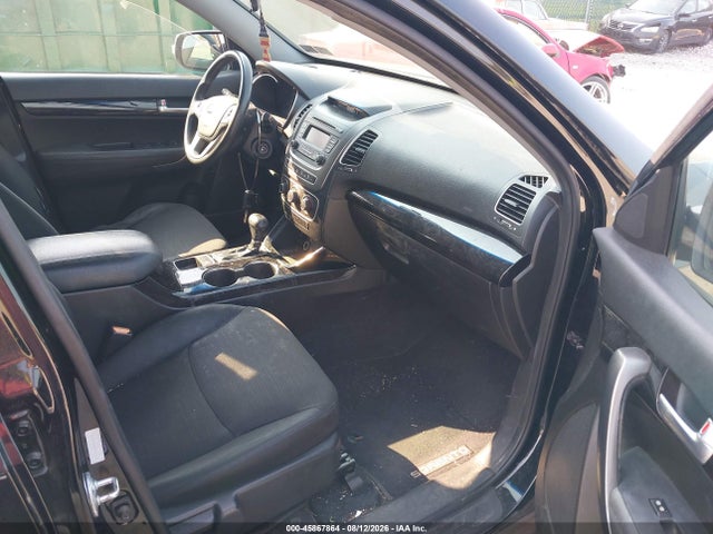 5XYKT3A66EG518197 KIA SORENTO LX
