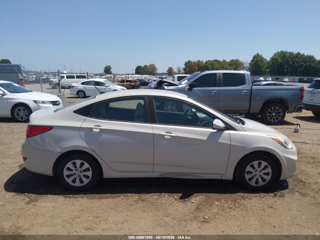 2016 Hyundai Accent Se მანქანა იყიდება აუქციონზე, vin: KMHCT4AE5GU090847, აუქციონის ნომერი: 45867895
