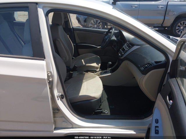 2016 Hyundai Accent Se მანქანა იყიდება აუქციონზე, vin: KMHCT4AE5GU090847, აუქციონის ნომერი: 45867895