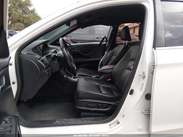 45867905 :رقم المزاد ، 1HGCR2F10HA221863 vin ، 2017 Honda Accord Sport Se مزاد بيع