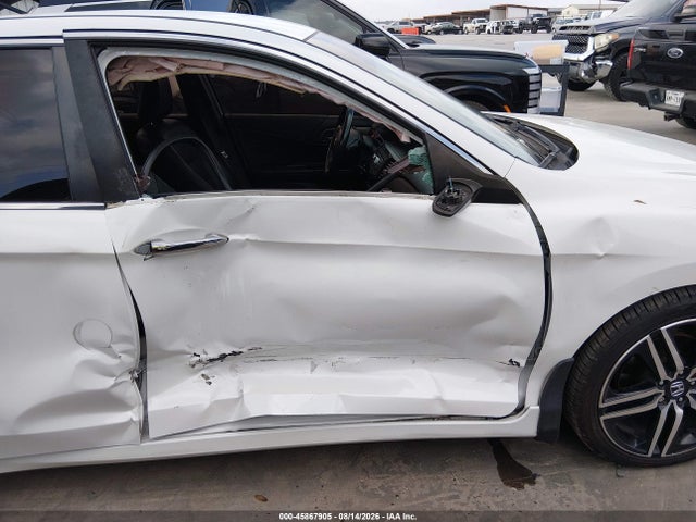 45867905 :رقم المزاد ، 1HGCR2F10HA221863 vin ، 2017 Honda Accord Sport Se مزاد بيع