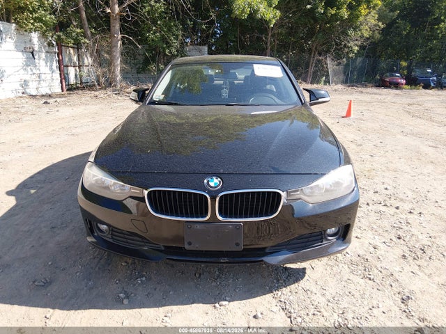 45867938 :رقم المزاد ، WBA3C3C59DF146524 vin ، 2013 Bmw 320i Xdrive مزاد بيع