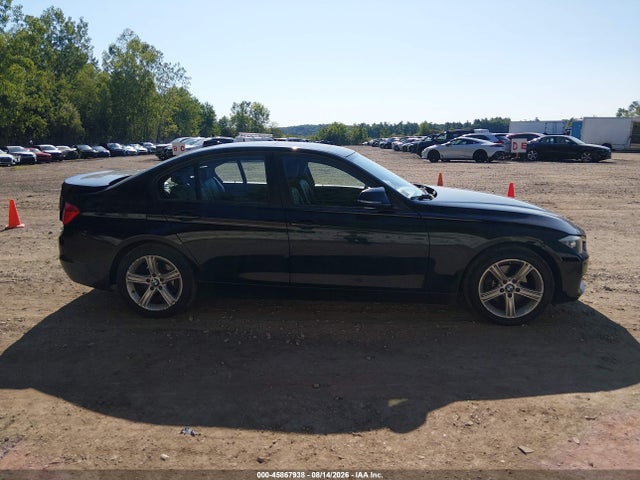 45867938 :رقم المزاد ، WBA3C3C59DF146524 vin ، 2013 Bmw 320i Xdrive مزاد بيع