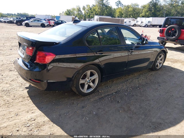 45867938 :رقم المزاد ، WBA3C3C59DF146524 vin ، 2013 Bmw 320i Xdrive مزاد بيع