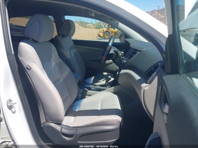 45867997 :رقم المزاد ، KM8J33A27GU075807 vin ، 2016 Hyundai Tucson Sport مزاد بيع