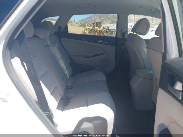 45867997 :رقم المزاد ، KM8J33A27GU075807 vin ، 2016 Hyundai Tucson Sport مزاد بيع
