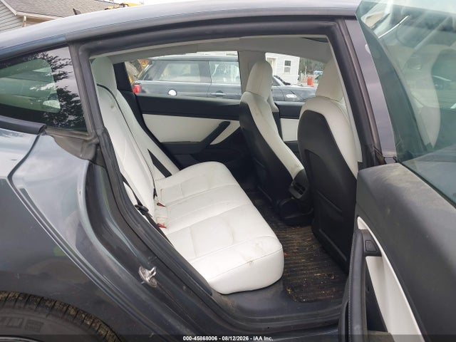 45868006 :رقم المزاد ، 5YJ3E1EB5MF856125 vin ، 2021 Tesla Model 3 Long Range Dual Motor All-wheel Drive مزاد بيع