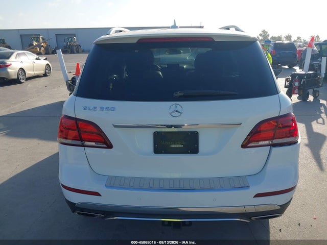2016 Mercedes-benz Gle 350 მანქანა იყიდება აუქციონზე, vin: 4JGDA5JB8GA811749, აუქციონის ნომერი: 45868016